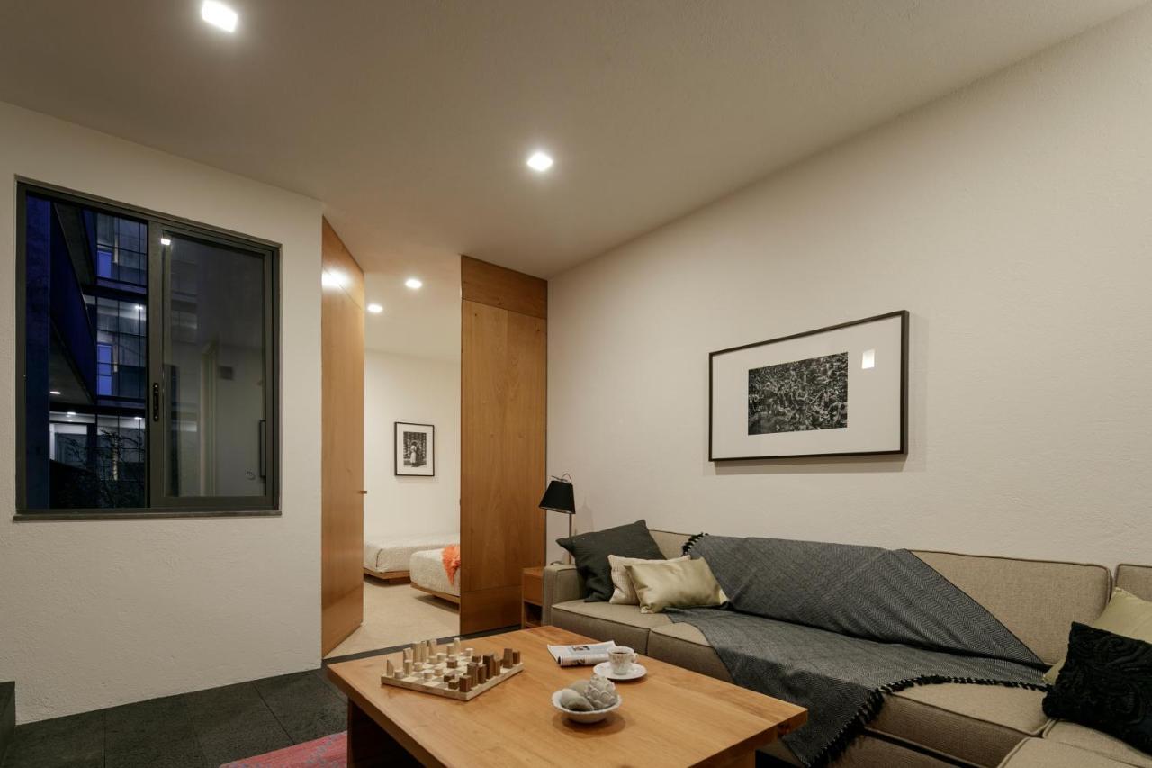 Suites Everness 瓜达拉哈拉 外观 照片